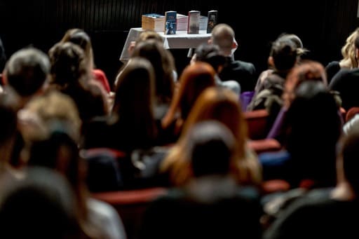 Prizor sa predavanja sa zadnjeg sedista